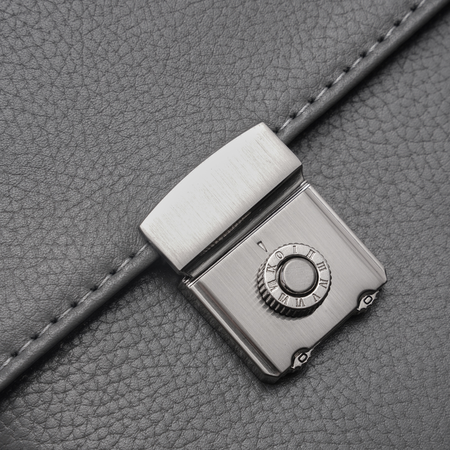 اداري کاپرو - 2